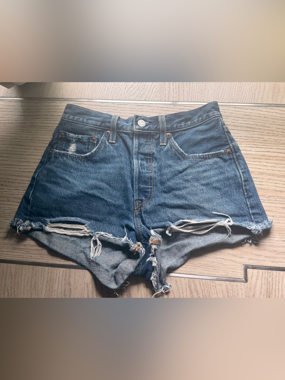 Levi’s High-Waist Distressed Denim Shorts - Dark Blue